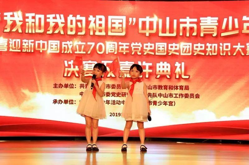 小猫钓鱼游戏龙王版有船